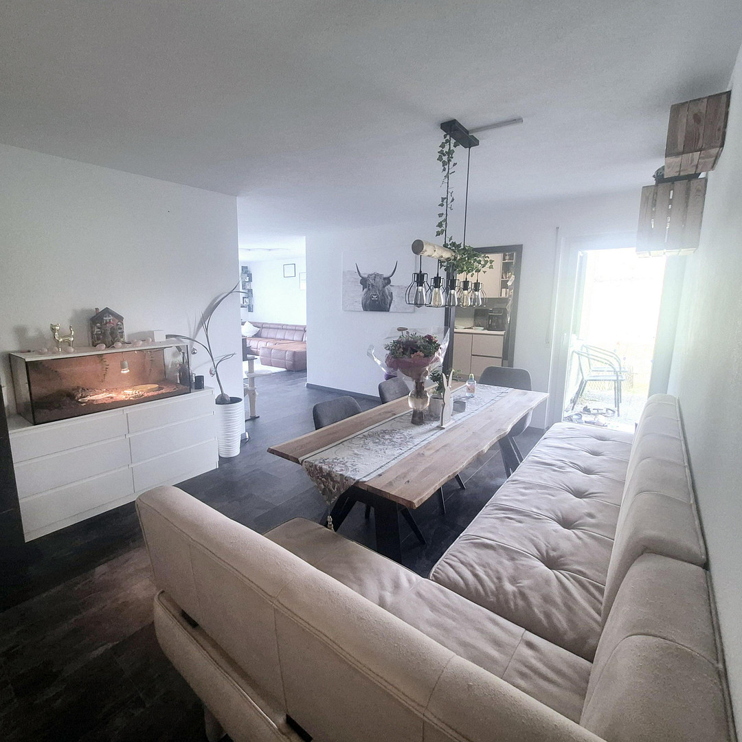 moderne Erdgeschosswohnung 3,5 Zimmer