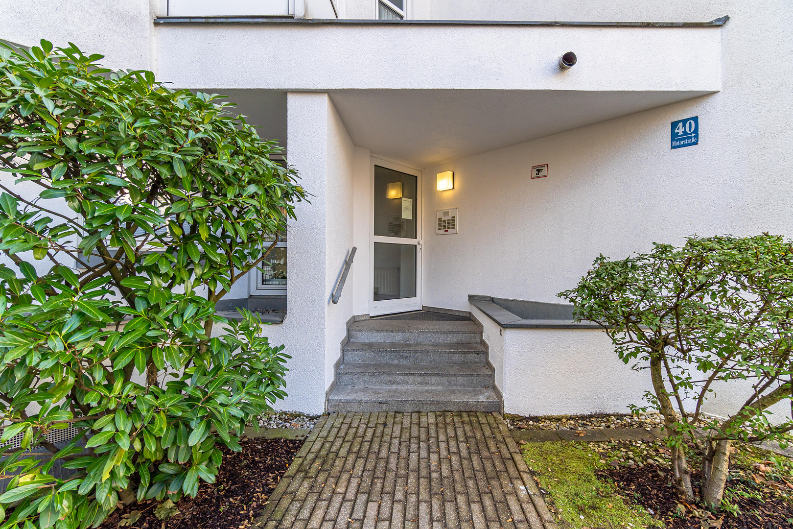 Erstbezug nach Sanierung: Lichtdurchflutete 2-Zimmer-Wohnung mit Balkon nahe Olympiapark – München(Milbertshofen) – Vorschaubild 15