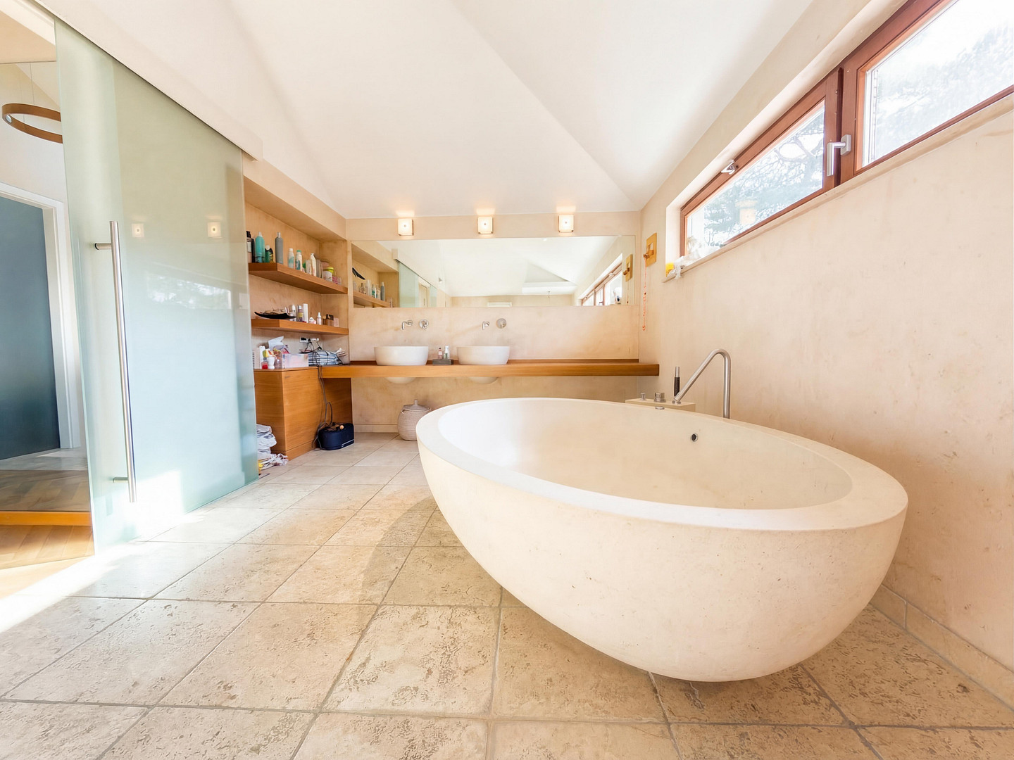 Property thumbnail 8