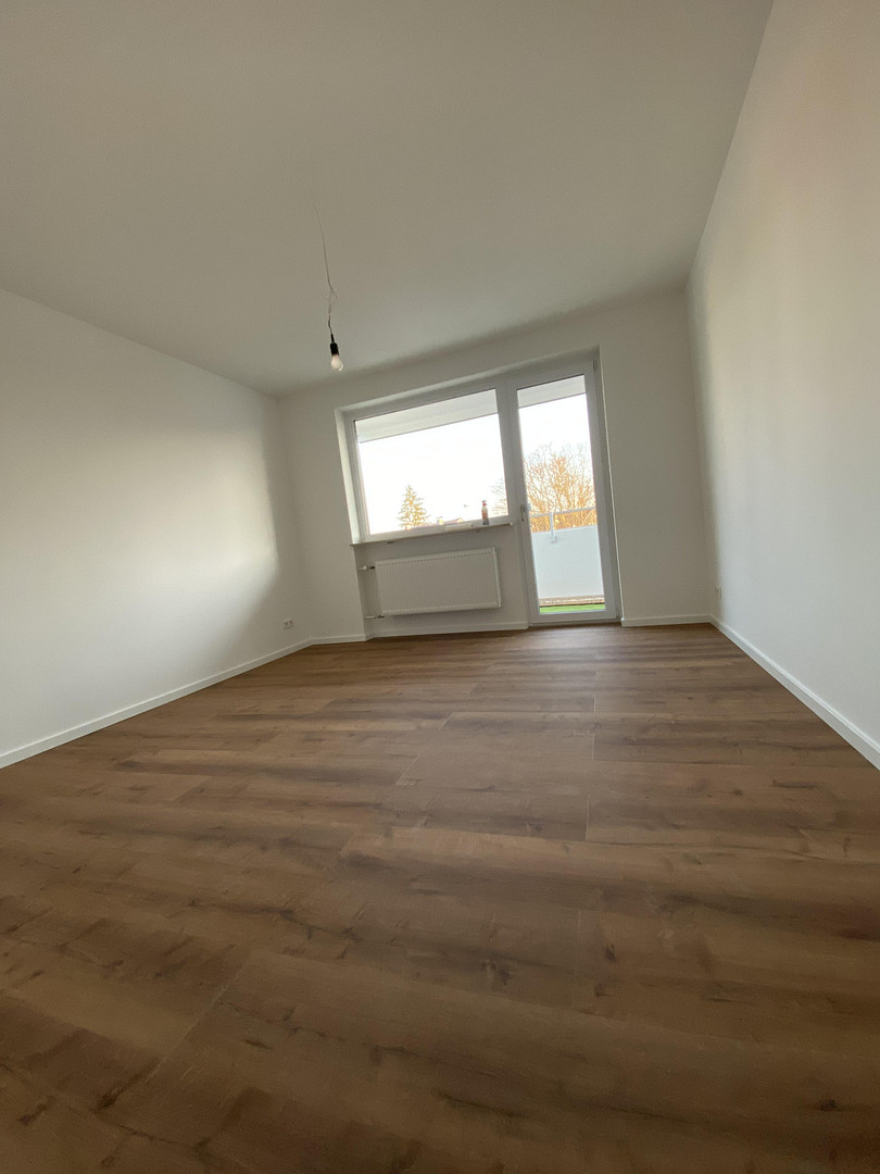 Kernsanierte 3-Zimmer-Wohnung mit Balkon,2 WCs & Luxusbad-barrierefreiem Zugang – Saidelsteig 3, 91058 Erlangen-Tennenlohe(Tennenlohe) – Vorschaubild 8