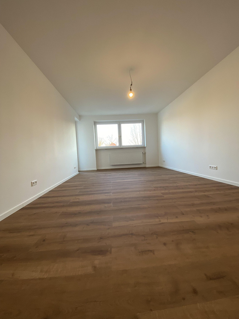 Kernsanierte 3-Zimmer-Wohnung mit Balkon,2 WCs & Luxusbad-barrierefreiem Zugang – Saidelsteig 3, 91058 Erlangen-Tennenlohe(Tennenlohe) – Vorschaubild 9