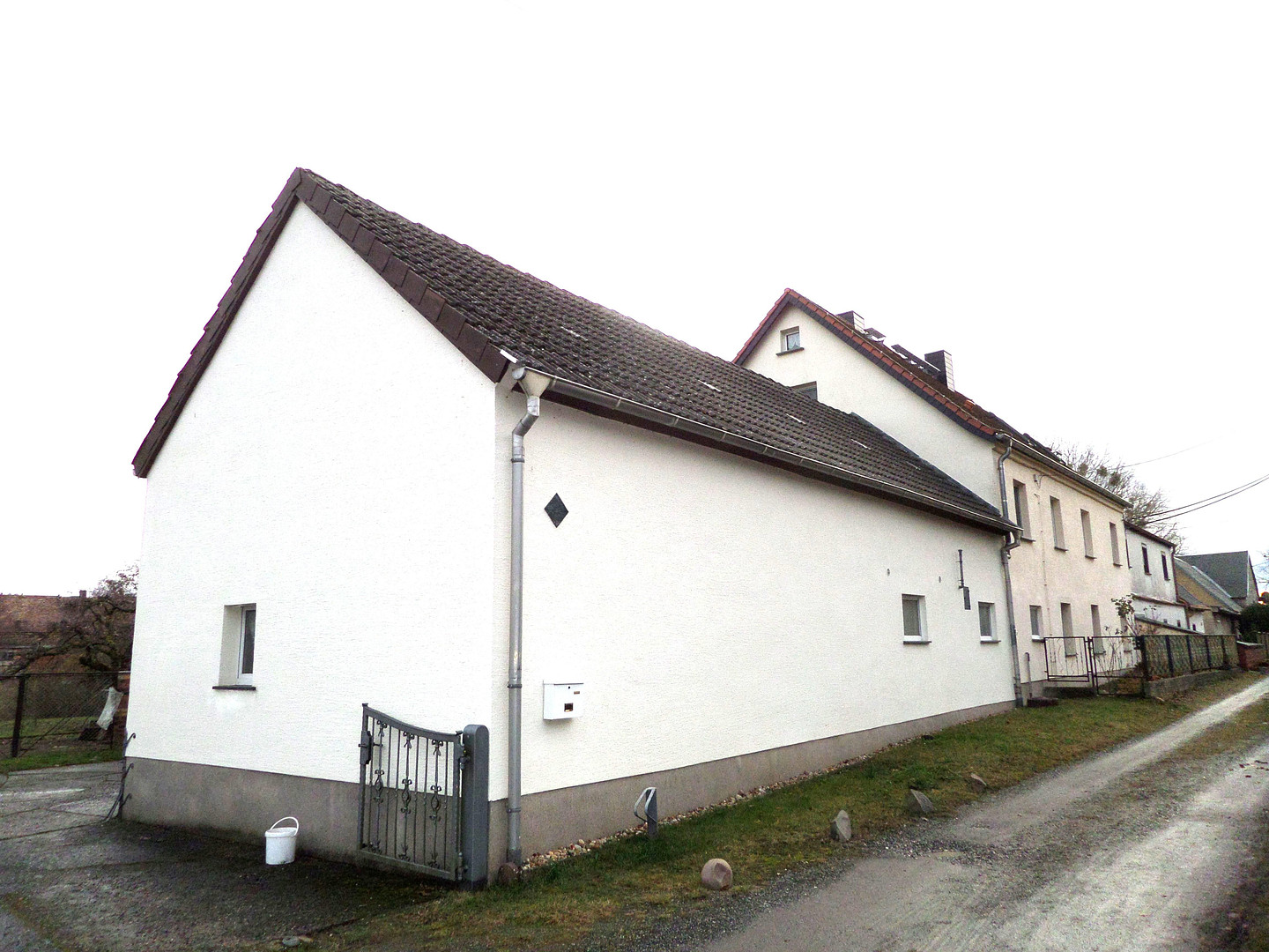 219 m² Wohnfläche + Hof + Werkstatt + 1.780 m² Grundstück – Bernsdorf OT Grabe(Großgrabe) – Vorschaubild 2