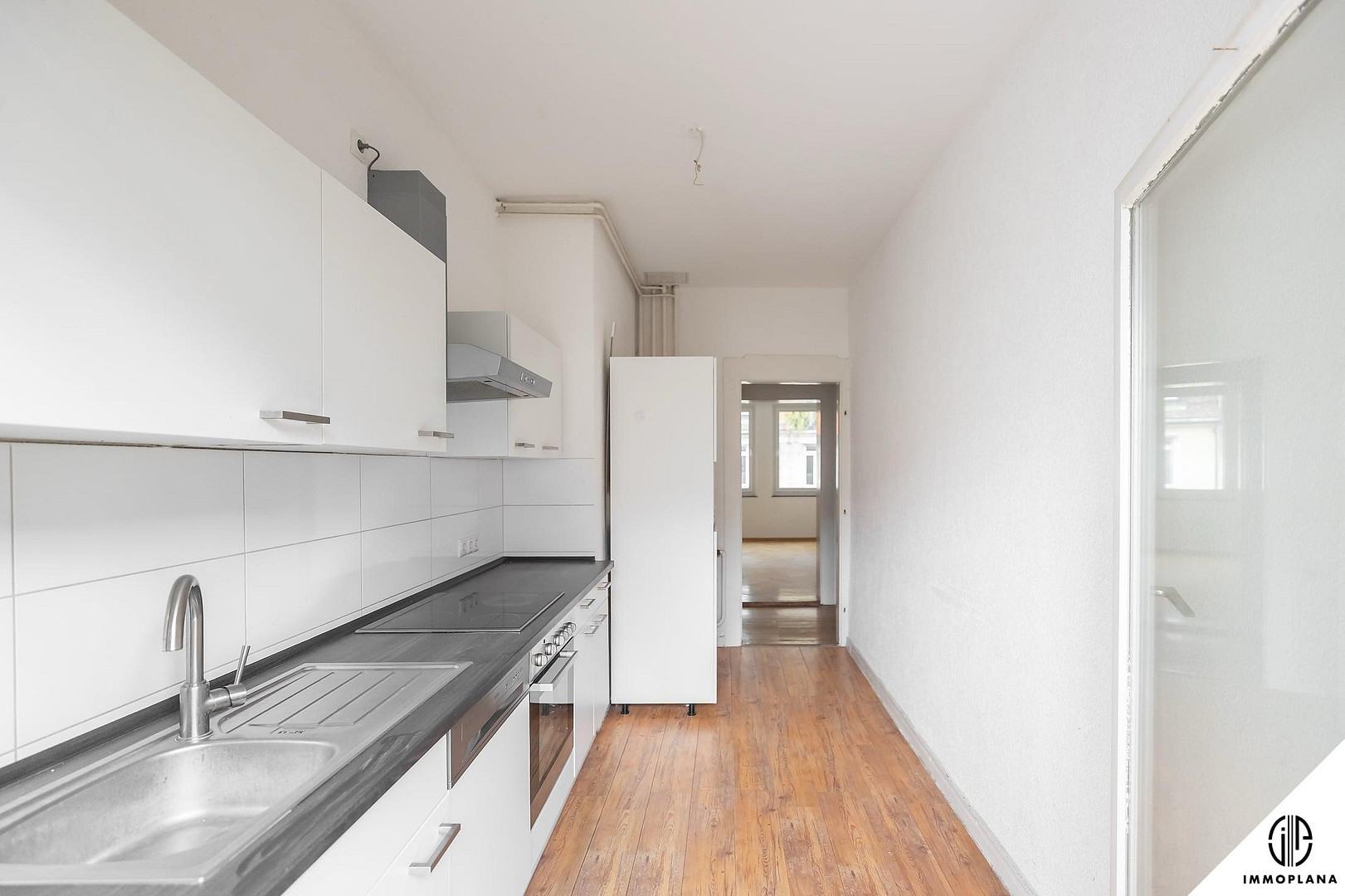 * Provisionsfrei! 3 Zimmer, top saniert, Balkon & Altbaucharme im Szeneviertel Gostenhof! * – Schreyerstraße 16, 90443 Nürnberg(Gostenhof) – Vorschaubild 2