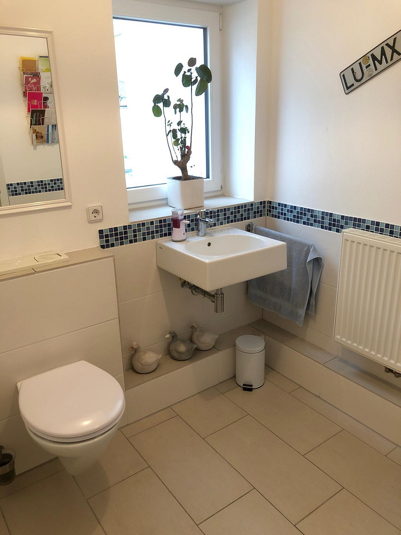 Traumhaftes Zuhause mit Pool, Photovoltaik & viel Potenzial – sofort bezugsfertig! – Maxdorf – Vorschaubild 7