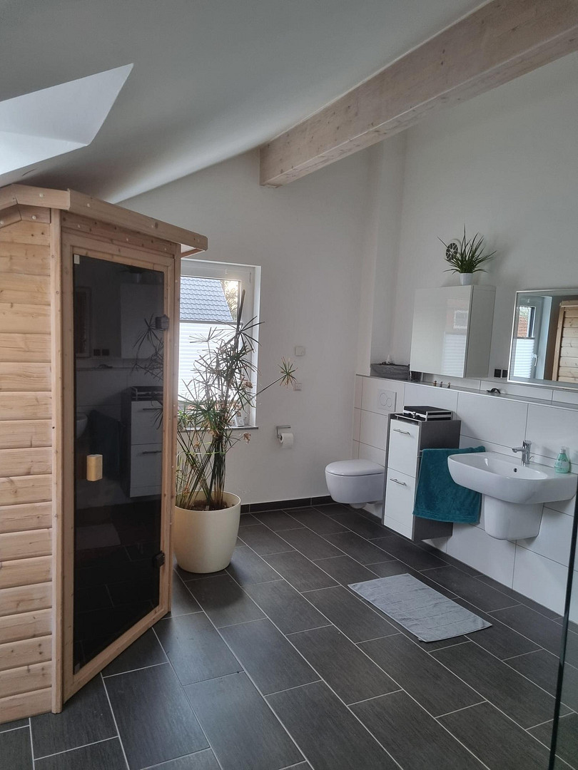 Energieeffizientes Einfamilienhaus mit Einliegerwohnung (232 m²) in Hannover-Bothfeld – Hannover(Bothfeld) – Vorschaubild 8