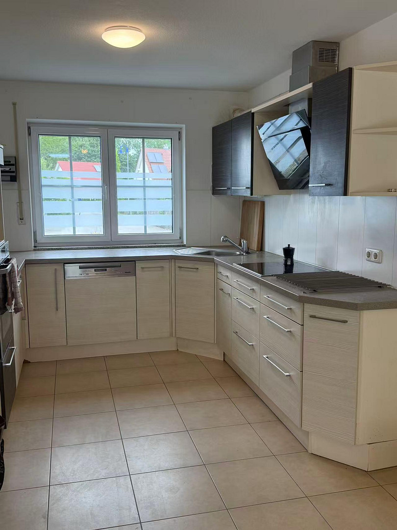 Neuwertiges Reiheneckehaus (Erstbezug 2011) in Buchloe von Privat zum Kauf – Buchloe(Lindenberg) – Vorschaubild 6