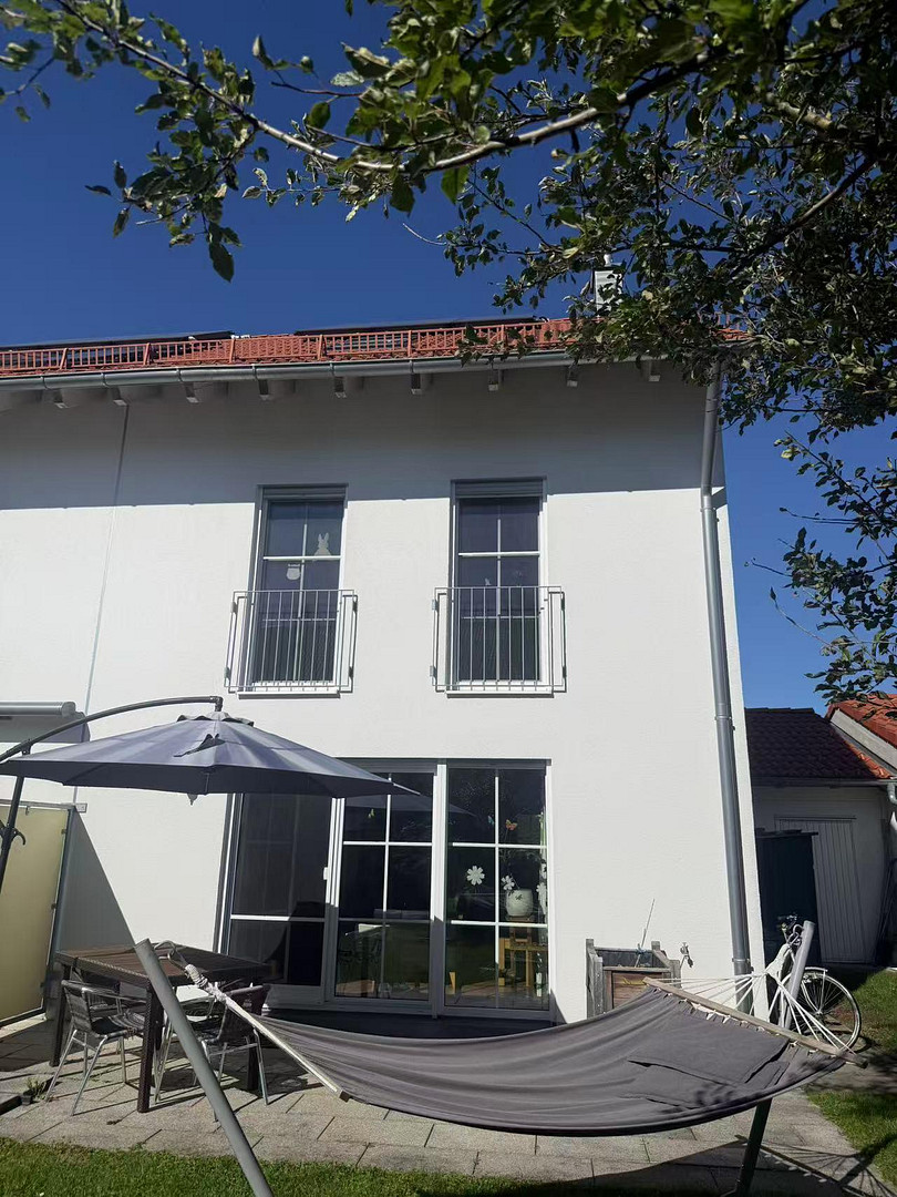 Neuwertiges Reiheneckehaus (Erstbezug 2011) in Buchloe von Privat zum Kauf – Buchloe(Lindenberg) – Vorschaubild 2