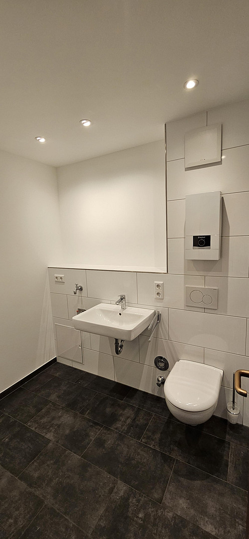 Modernes Wohnen in zentraler Lage – 4-Zimmer-Wohnung nach Sanierung – 40878 Ratingen – Vorschaubild 3