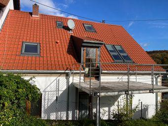 Dachgeschosswohnung mit Balkon und neu saniertem Badezimmer – Auf der Adt 10, 66130 Saarbrücken(Fechingen) – Vorschaubild 4
