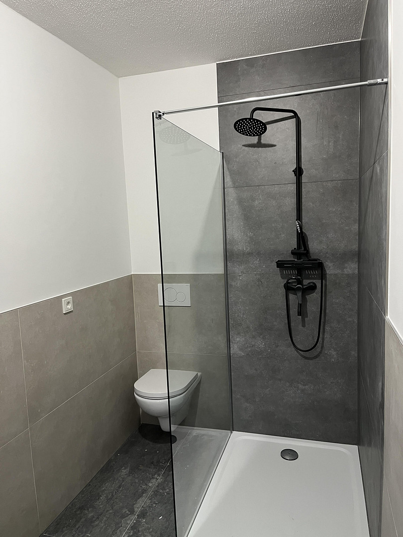 Dachgeschosswohnung mit Balkon und neu saniertem Badezimmer – Auf der Adt 10, 66130 Saarbrücken(Fechingen) – Vorschaubild 10