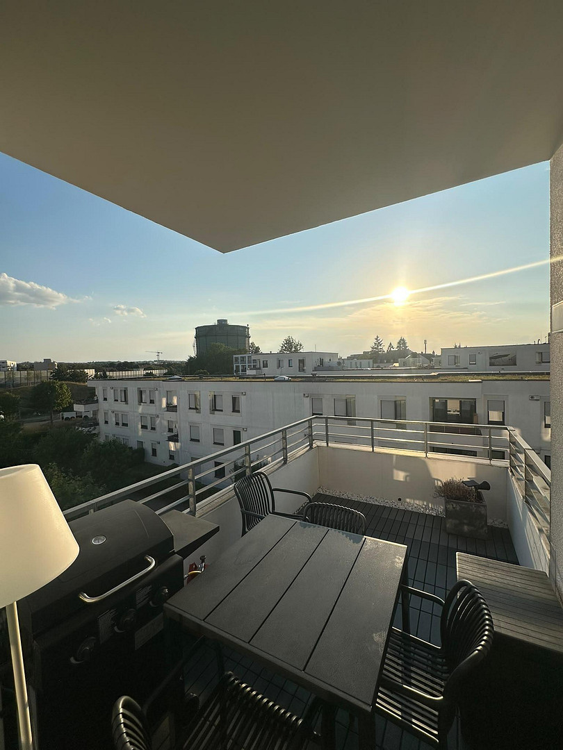Lichtdurchflutete Wohnung mit Dachterrasse im Candis Quartier – Edith-Stein-Str.34, 93055 Regensburg(Ostenviertel) – Vorschaubild 2