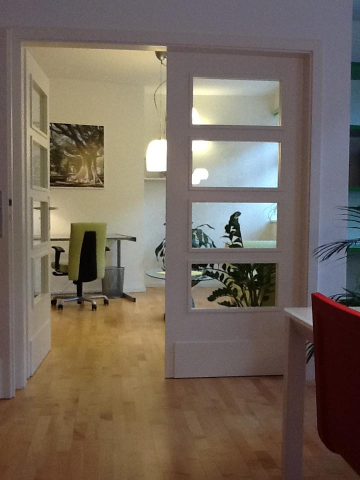 Altbau v 1928 kernsaniert, Denkmal, Whz+Wohnküche+Schlafz.+Bad+GästeWC – 40476 Düsseldorf(Derendorf) – Vorschaubild 5