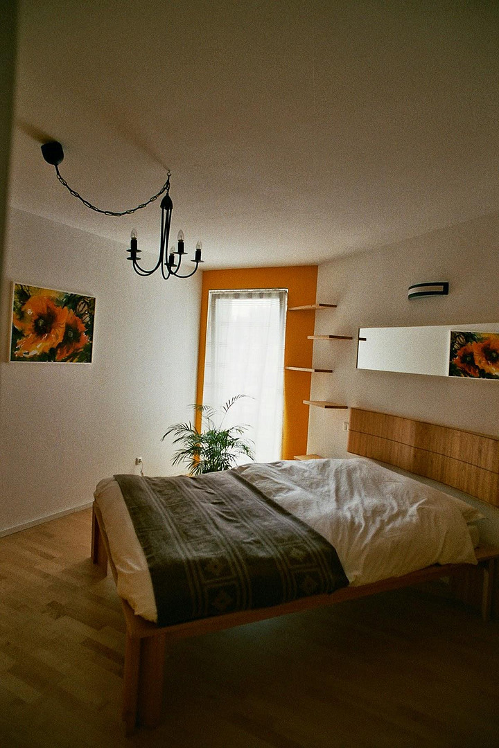 Altbau v 1928 kernsaniert, Denkmal, Whz+Wohnküche+Schlafz.+Bad+GästeWC – 40476 Düsseldorf(Derendorf) – Vorschaubild 9