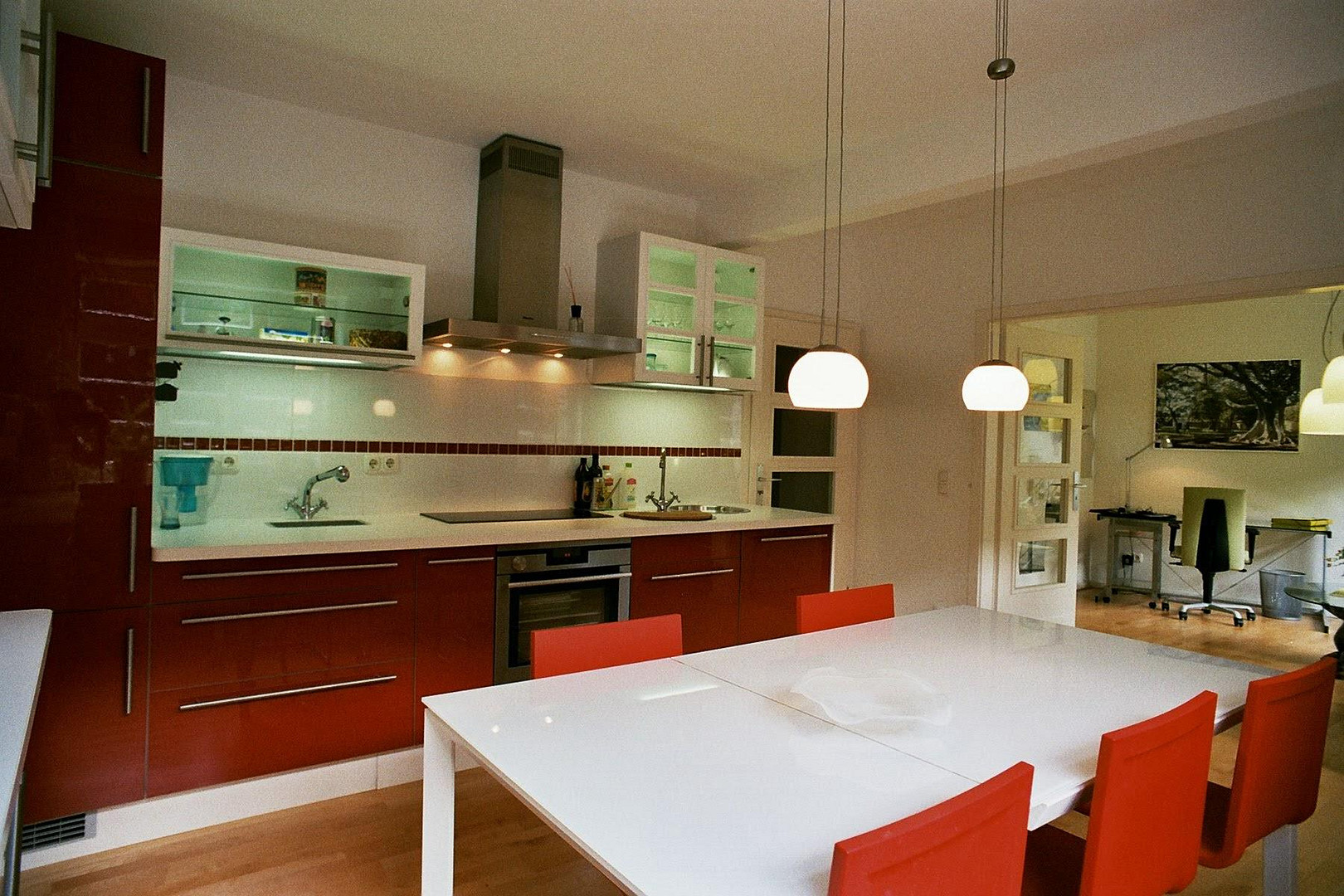 Altbau v 1928 kernsaniert, Denkmal, Whz+Wohnküche+Schlafz.+Bad+GästeWC – 40476 Düsseldorf(Derendorf) – Vorschaubild 2