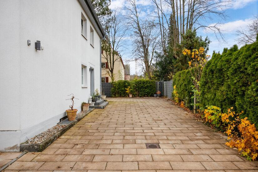 Kernsaniertes Mehrfamilienhaus mit Gewerbeeinheit – München(Sendling-Westpark) – Vorschaubild 2