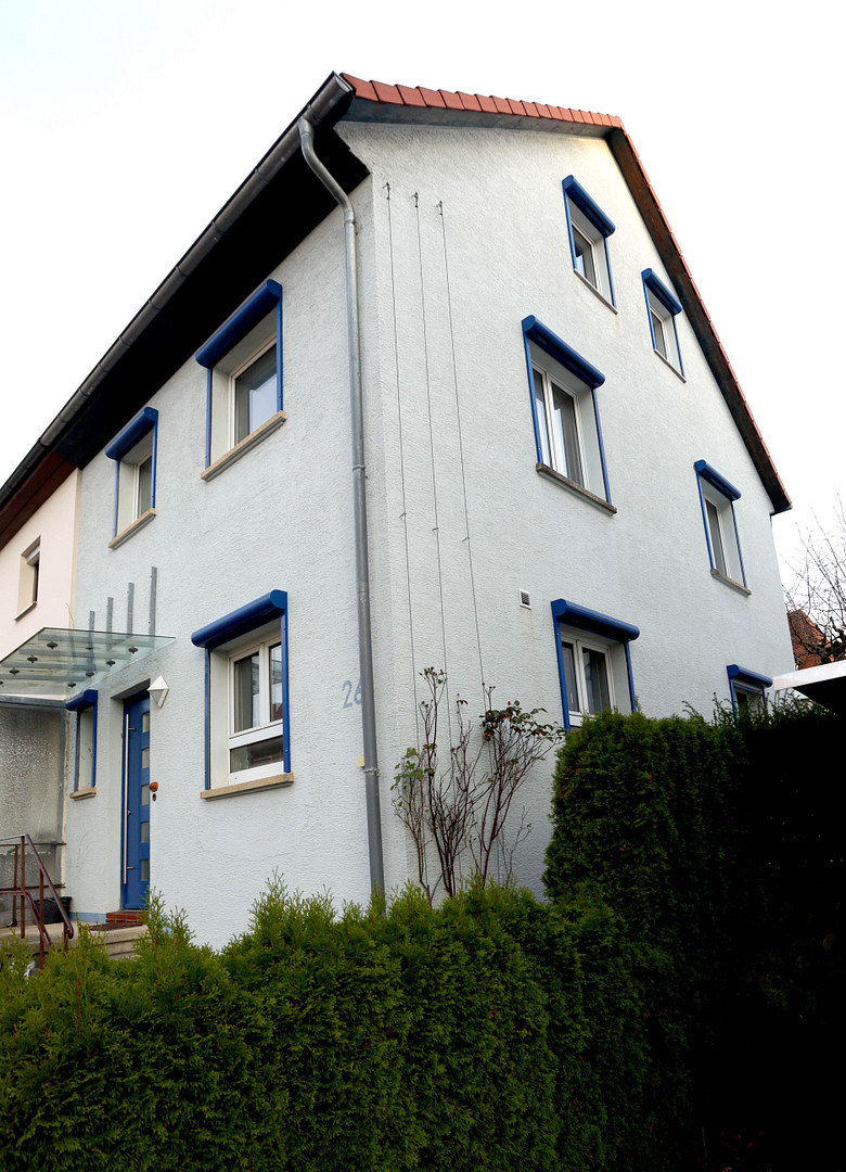 5-Zimmer Doppelhaushälfte in Reutlingen, Voller Brunnen