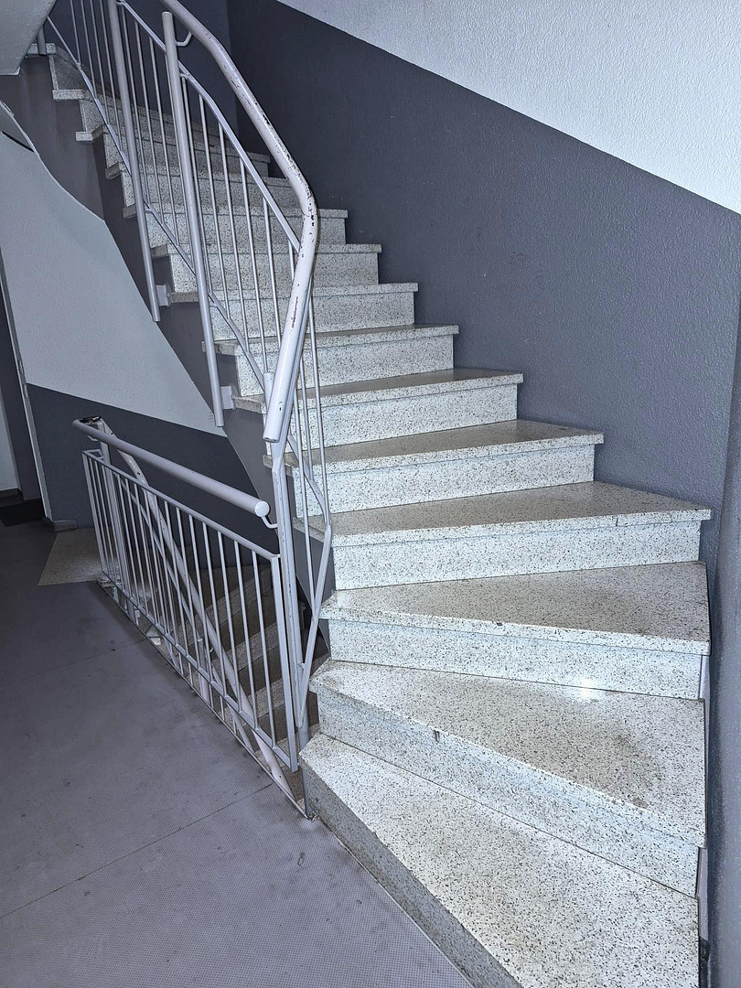 Einziehen & Losleben: Frisch renovierte 2-Zimmer-Wohnung mit Tiefgarage in KA-Oberreut – Woerishofferstraße 12, 76189 Karlsruhe(Oberreut) – Vorschaubild 9