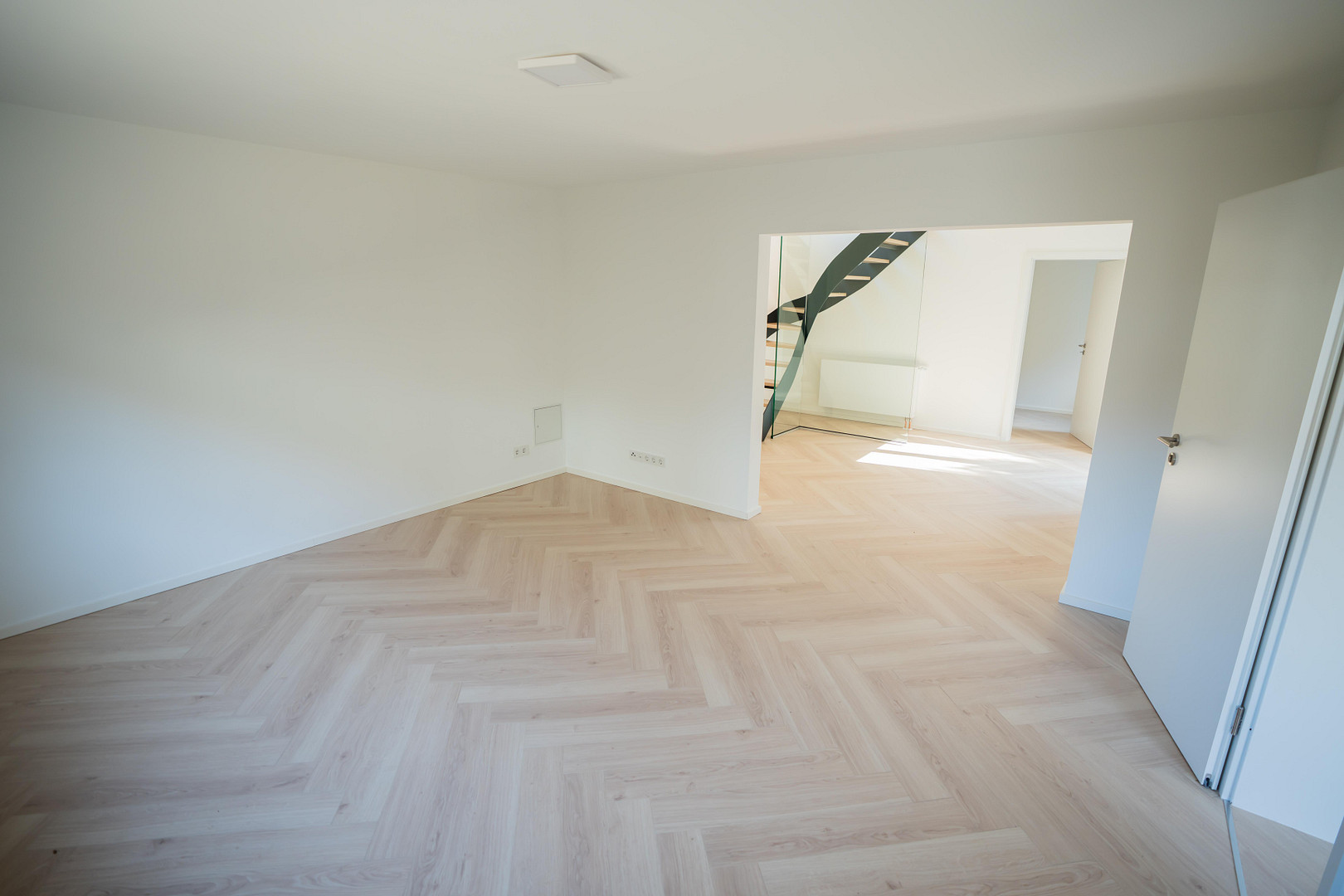 Erstbezug, direkter Waldzugang & Design: freistehendes Haus mit 7 Stellplätzen und Luxus-Ausstattung – Dorstener Str. 376c, 44809 Bochum(Hofstede) – Vorschaubild 7