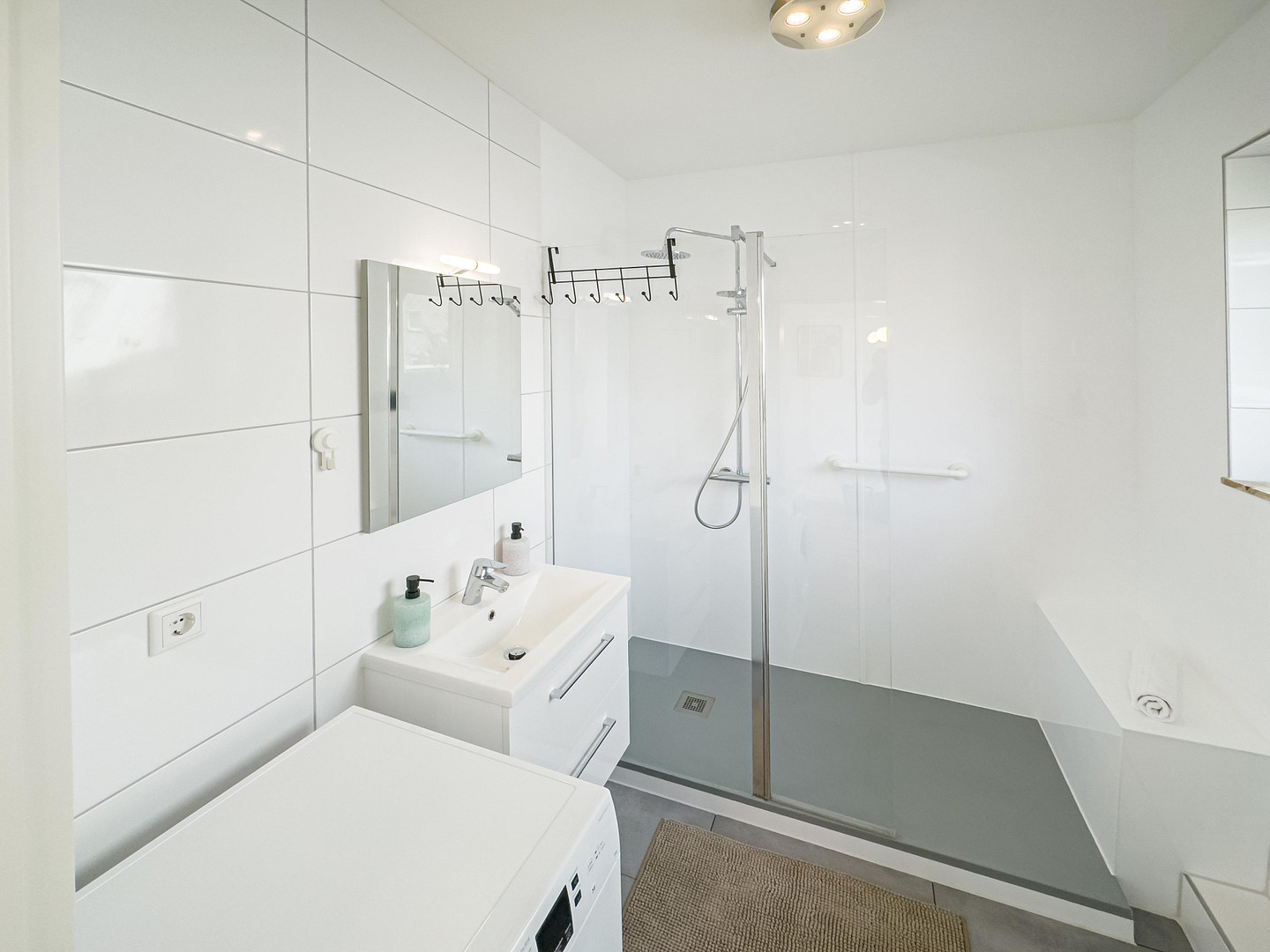 Modernisiertes Endreihenhaus mit 2 Bädern und 2 Loggien – ideal für Eigennutzer oder Kapitalanleger – Grambker Heerstraße 118A, 28719 Bremen(Burg-Grambke) – Vorschaubild 24