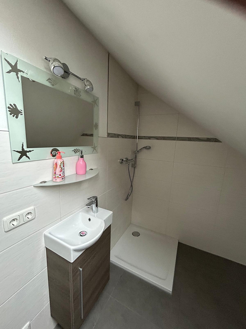 Reserviert ! Helles Haus, sofort bezugsbereit in Solln – Wolfratshauser Str. 203a, 81479 München(Solln) – Vorschaubild 11