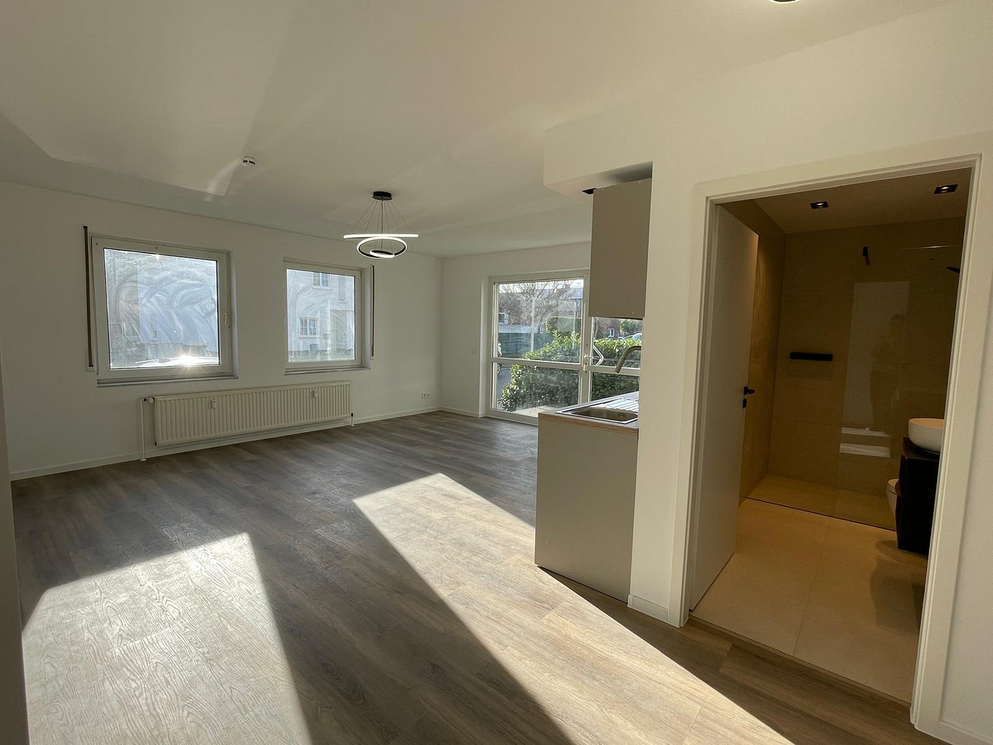 Traumwohnung mit eigenem Garten & Tiefgarage – frisch saniert in Bestlage von Kerpen! – Taunusstraße 7, 50169 Kerpen Brüggen(Brüggen) – Vorschaubild 4