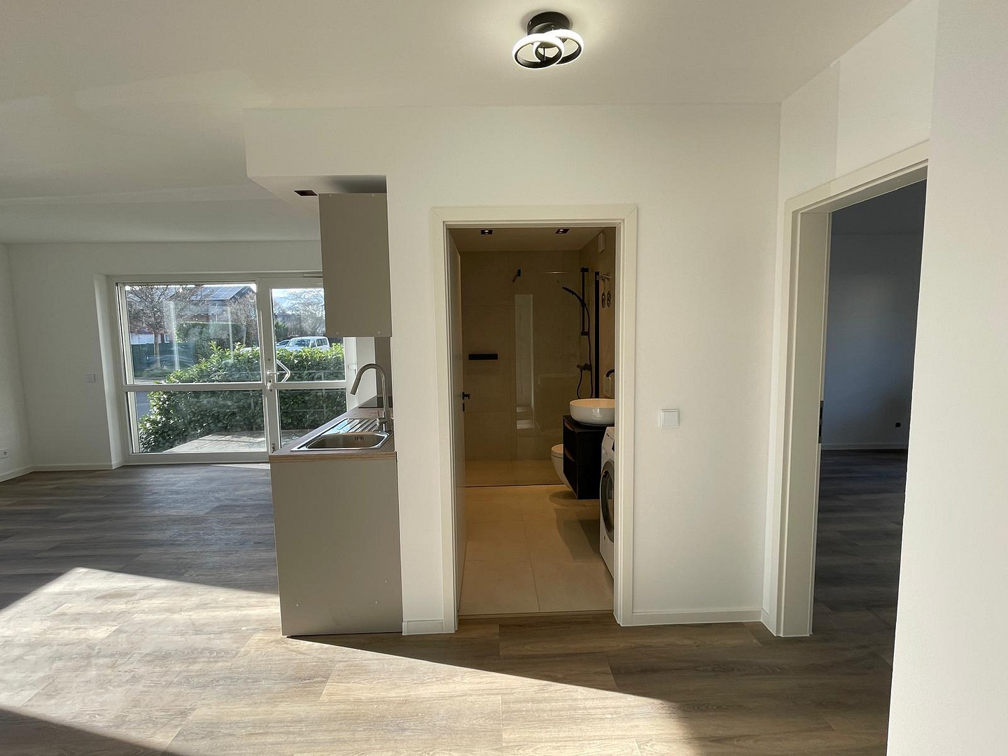 Traumwohnung mit eigenem Garten & Tiefgarage – frisch saniert in Bestlage von Kerpen! – Taunusstraße 7, 50169 Kerpen Brüggen(Brüggen) – Vorschaubild 7