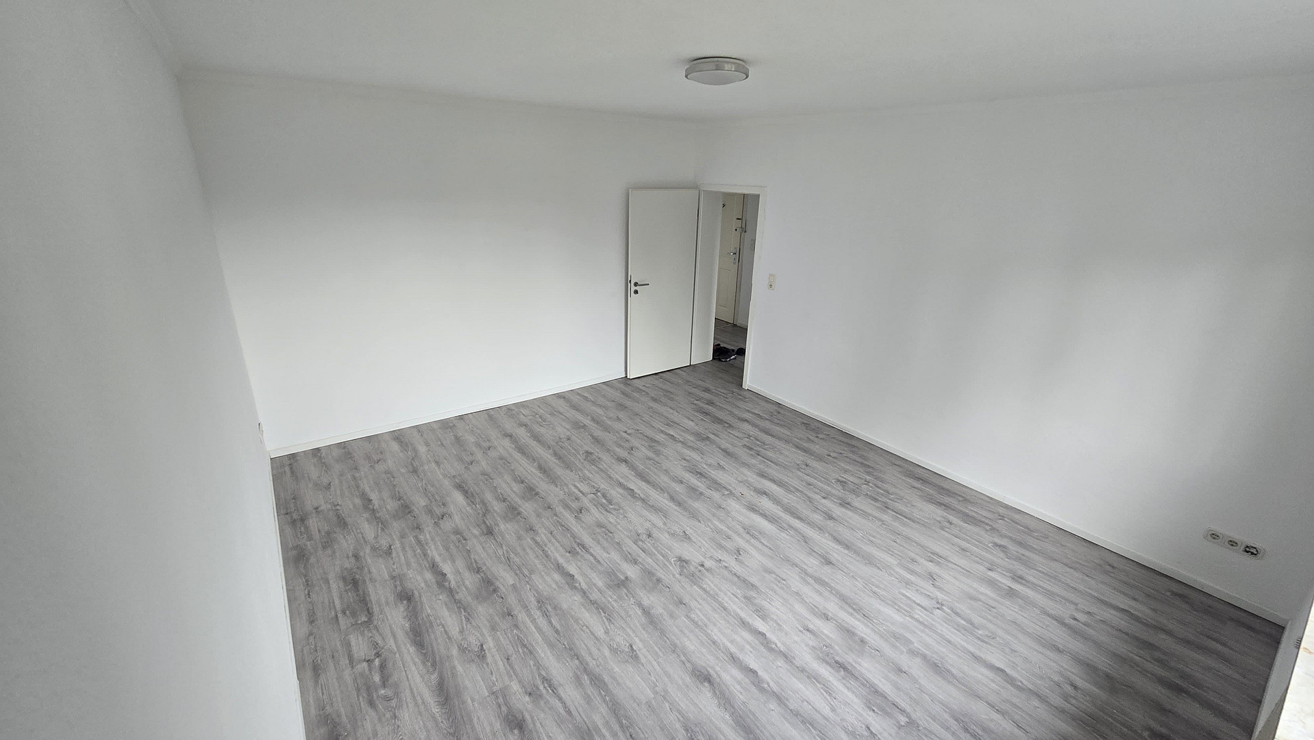 3-Zimmer-Wohnung (110 m²) im Herzen von Korschenbroich – provisionsfrei – Korschenbroich – Vorschaubild 3