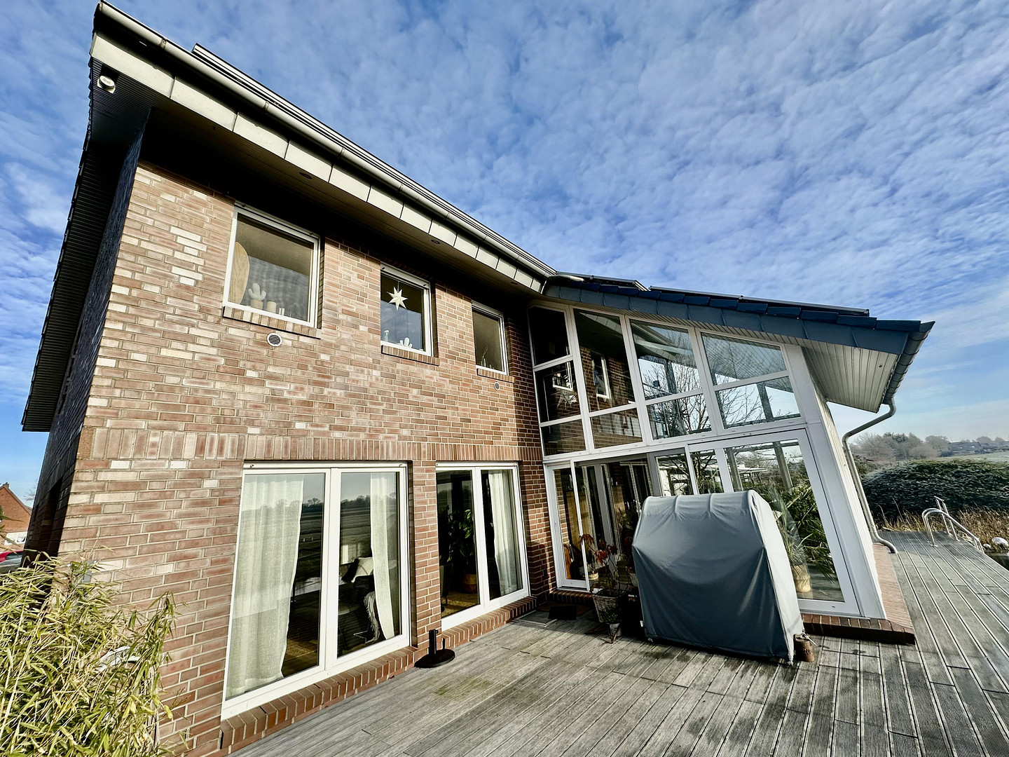 Großzügiges Architektenhaus (317m2) mit Schwimmteich, Feldrandlage u. Wellnessbereich – Bahnhofstraße 55a, 21787 Oberndorf – Vorschaubild 22