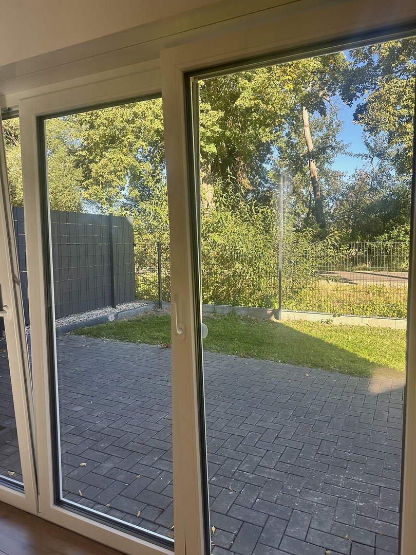 Neubau-Doppelhaushälfte mit freiem Blick ins Grüne & hochwertiger Küche mit Insel – Bleckede – Vorschaubild 2