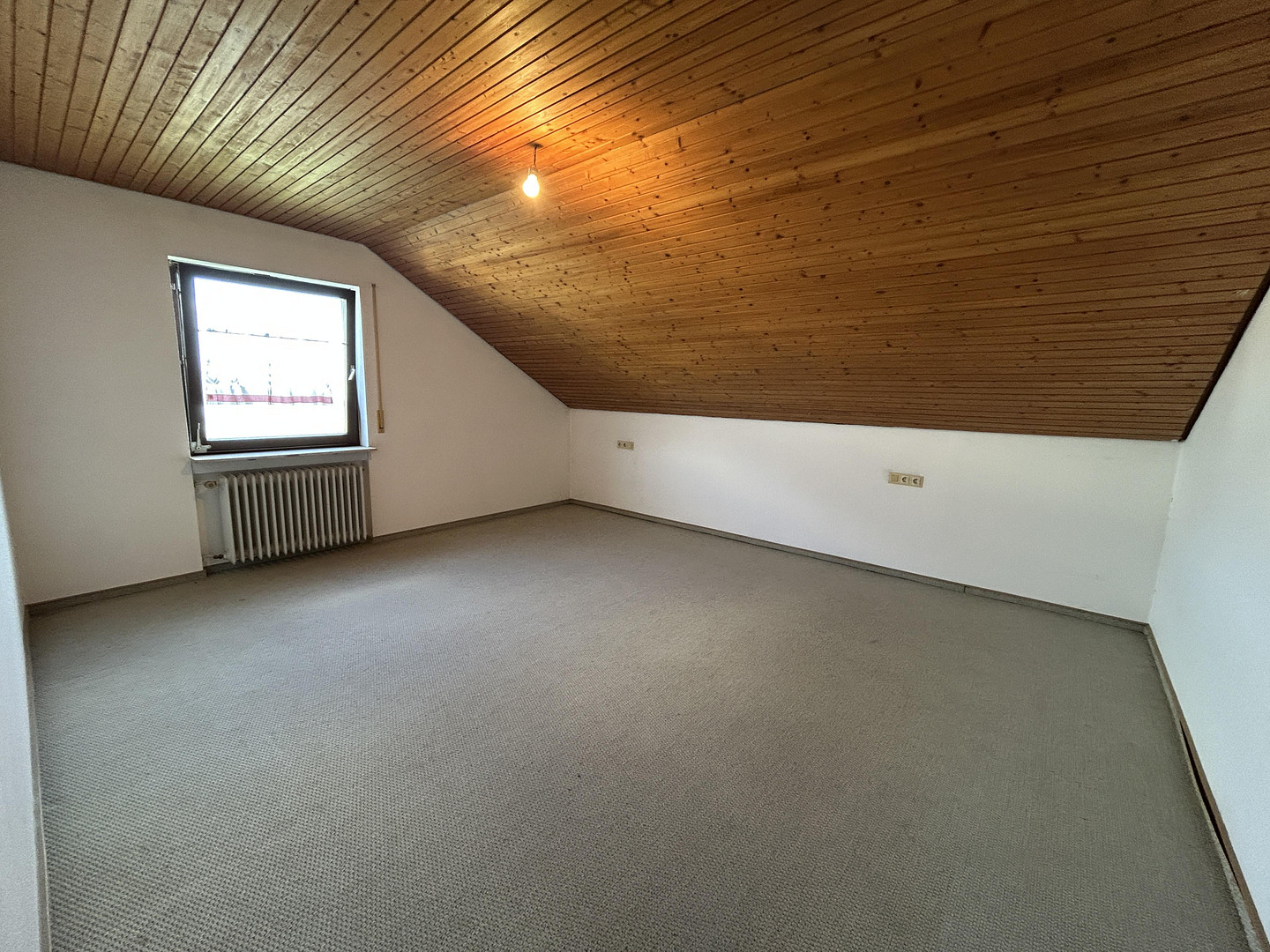 1–2 Familienhaus mit Einliegerwohnung, Kamin & großem Garten – sofort frei – Herbrechtingen – Vorschaubild 15