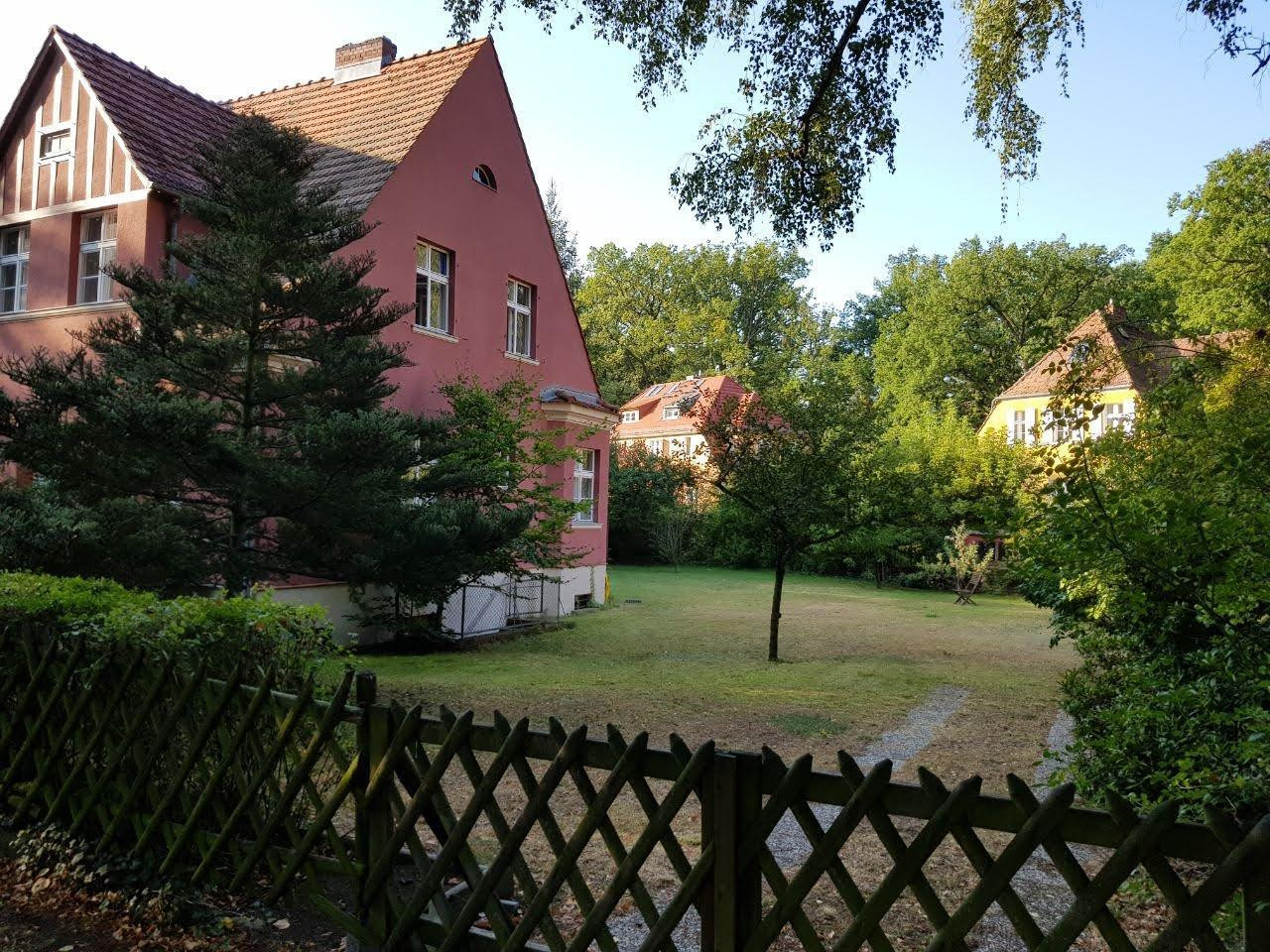 Charmante Doppelhaushälfte mit großem Garten in Frohnau – Berlin(Frohnau) – Vorschaubild 2
