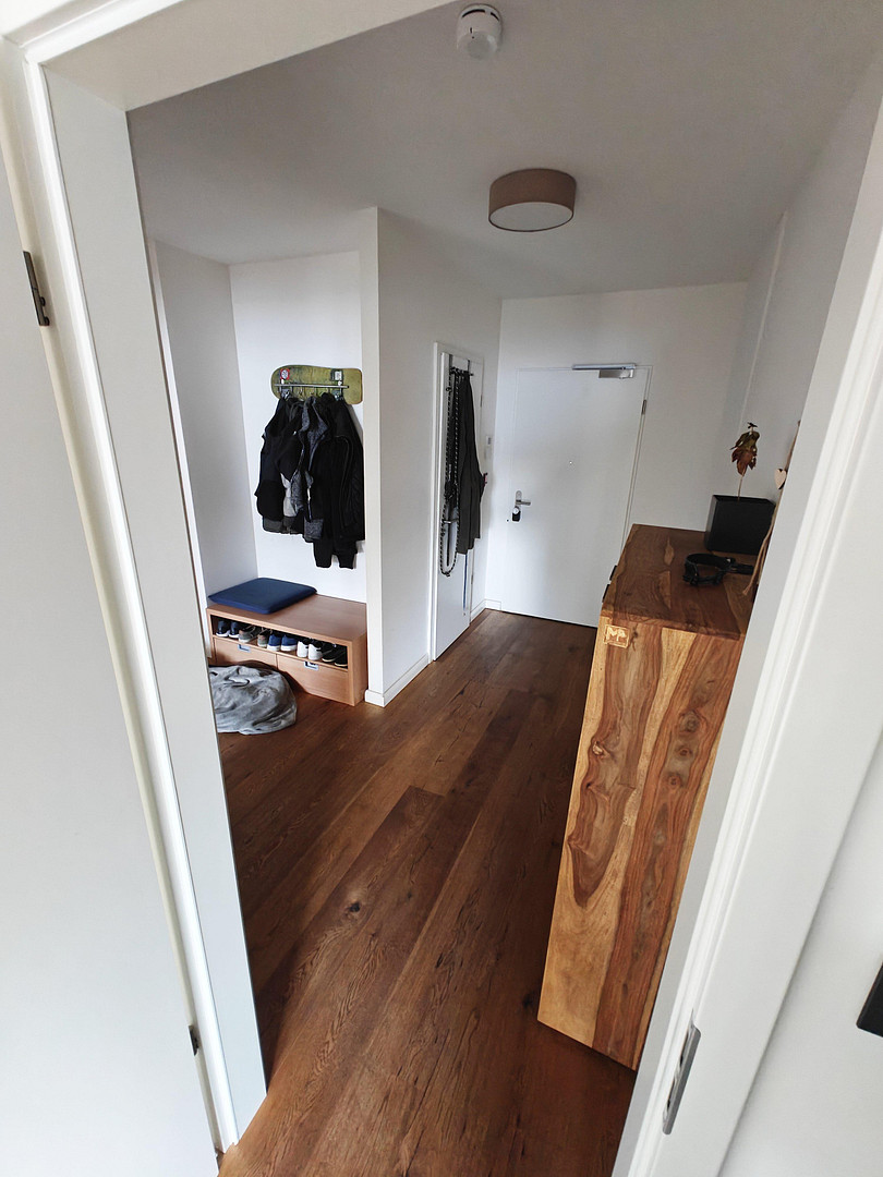 Exklusives Raumkonzept: En-suite Bad, Ankleidezimmer & großer Süd-Balkon in sonnigem Smart Home – Hamburg(Stellingen) – Vorschaubild 10