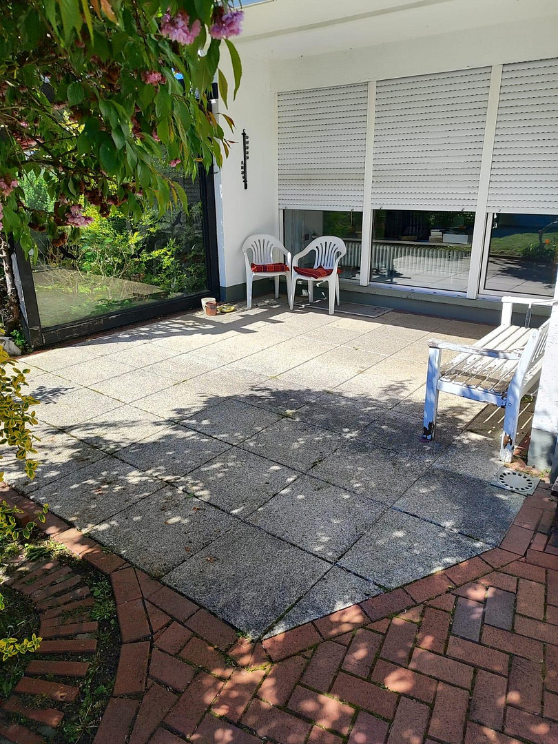 Reihenendhaus mit großem Grundstück, Keller und zwei Garagen – Lemgo(Laubke) – Vorschaubild 4