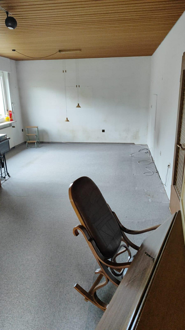 Reihenendhaus mit großem Grundstück, Keller und zwei Garagen – Lemgo(Laubke) – Vorschaubild 11