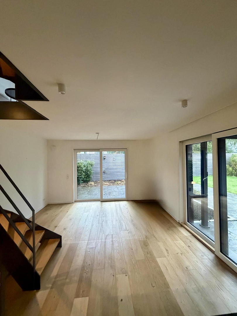 Modernes Endhaus am Brabandkanal mit großem Garten, Dachterrasse und Wellnessbereich – Am Brabandkanal 5d, 22297 Hamburg(Alsterdorf) – Vorschaubild 35