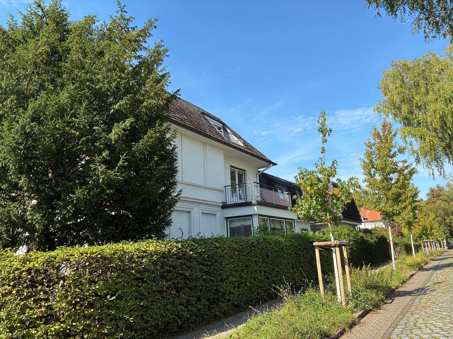 Lebensqualität 1a im Bergedorfer Villenviertel – Ambergstr. 1, 21029 Hamburg(Bergedorf) – Vorschaubild 2