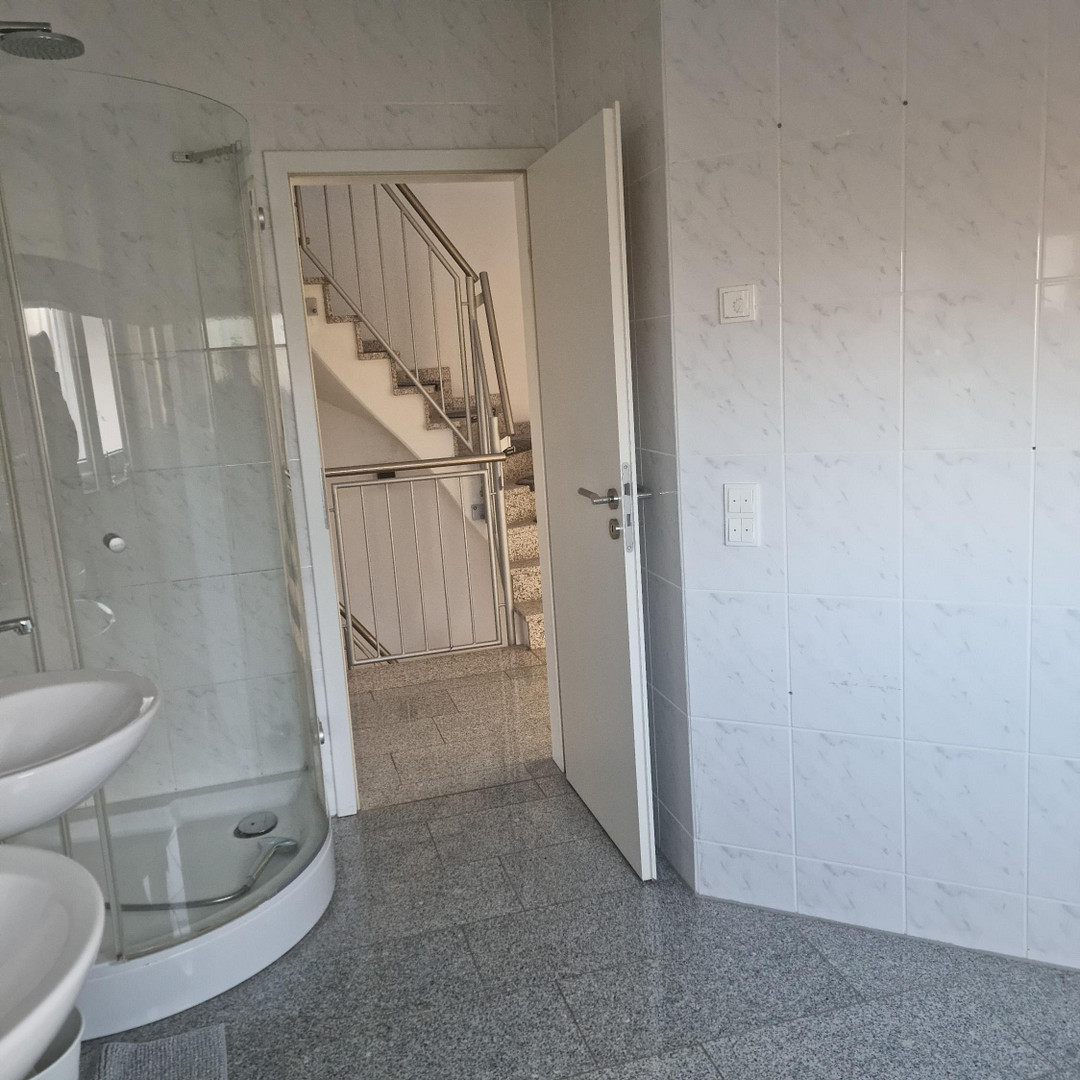 Hochwertige & Moderne Doppelhaushälfte in Pforzheim, Wilferdinger Höhe zu verkaufen – Pforzheim – Vorschaubild 13