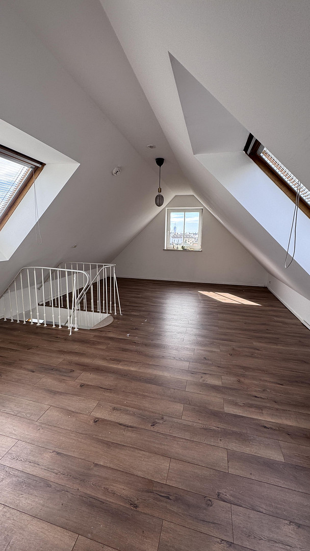 Strahlende, neu renovierte Maisonette-außergwöhnliches Wohnhighlight! – Mendelssohnstraße 1, 86154 Augsburg(Oberhausen) – Vorschaubild 8