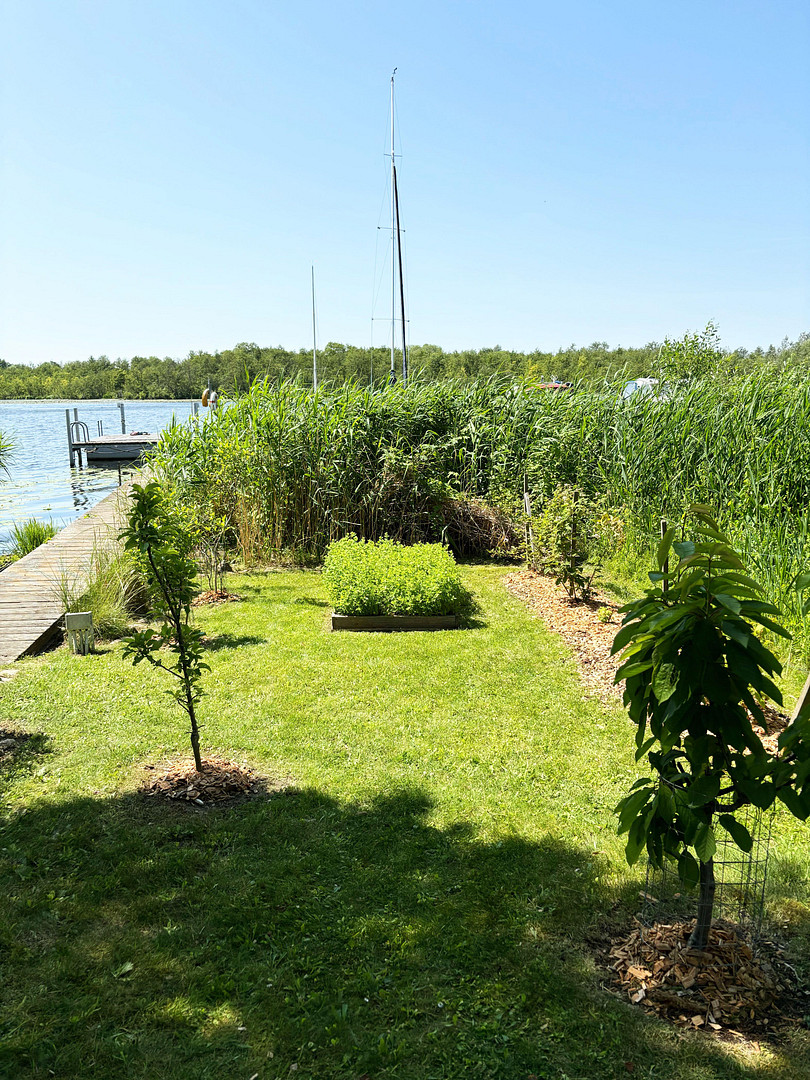 Direkte Wasserlage in Berlin: Exklusives Haus am See mit Bootssteg, Sauna &  A+ Energieeffizienz – Berlin(Heiligensee) – Vorschaubild 6
