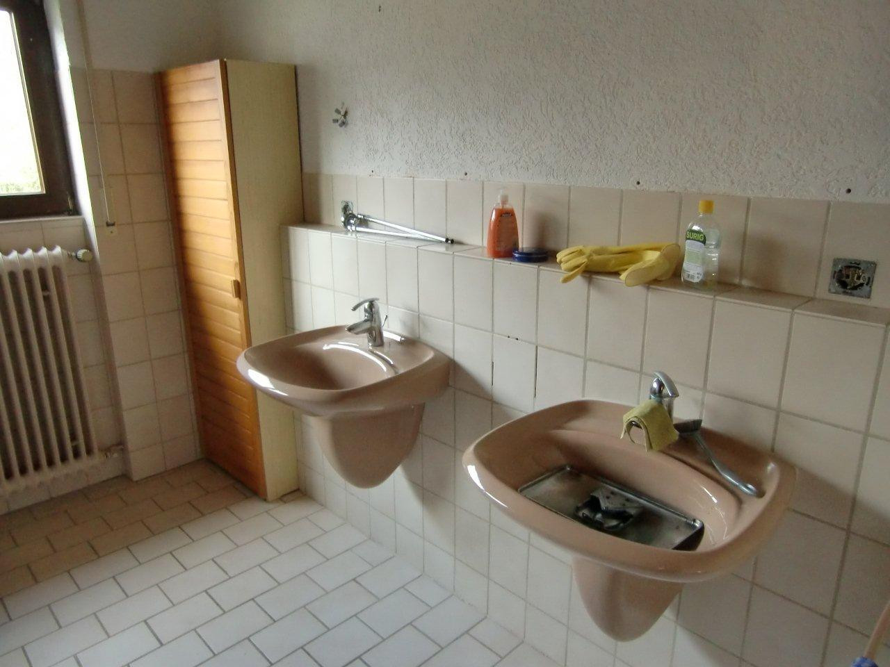 von Privat: Doppelhaushälfte mit Wintergarten, Kamin, Photovoltaik,… – Bergstr. 4a, 76327 Pfinztal(Wöschbach) – Vorschaubild 7