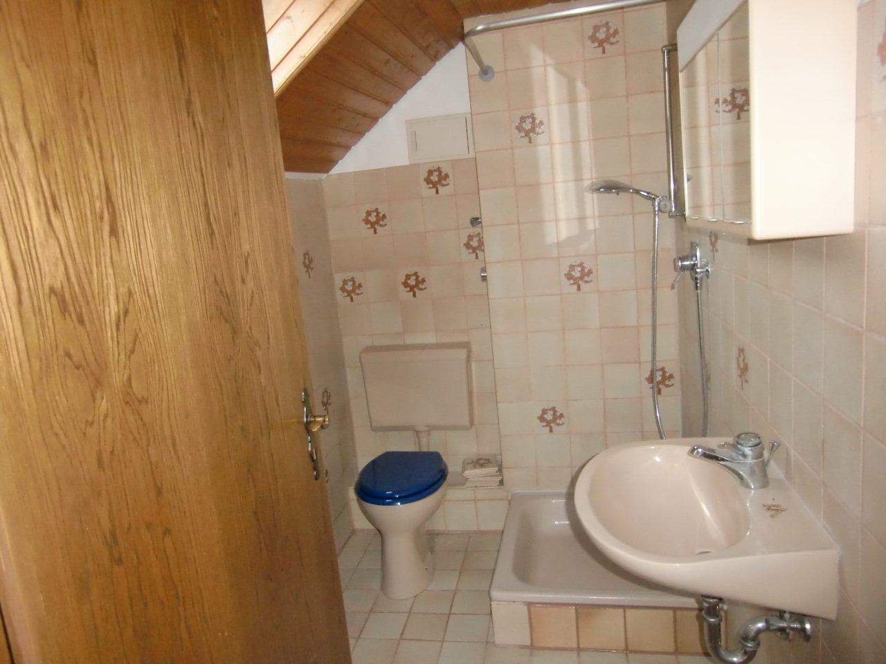 von Privat: Doppelhaushälfte mit Wintergarten, Kamin, Photovoltaik,… – Bergstr. 4a, 76327 Pfinztal(Wöschbach) – Vorschaubild 10