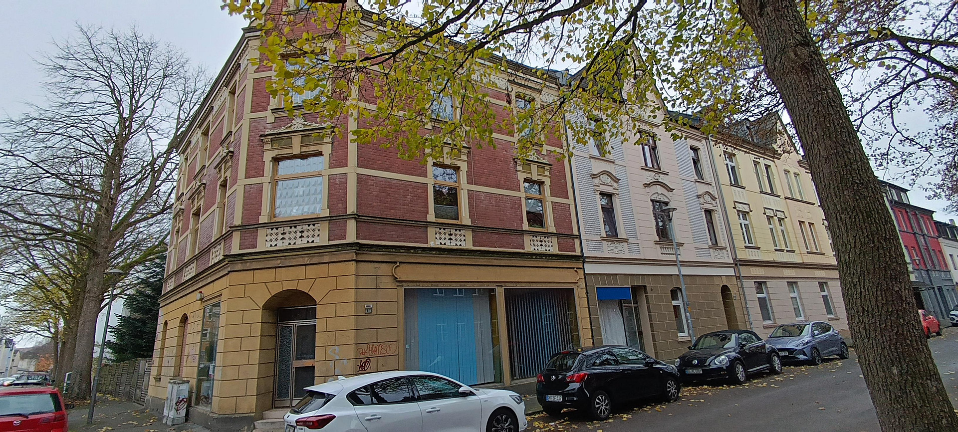 Schöne 3,5 Dachgeschosswohnung & Garten - zentrale Lage