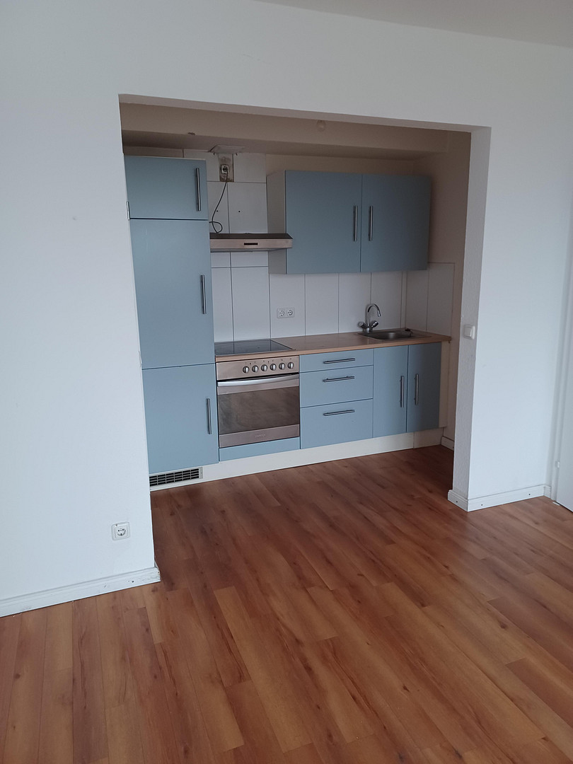 Gut geschnittene 1,5 Zimmer in ruhiger, sonniger Lage, sofort frei! – Hambu(Schnelsen) – Vorschaubild 2