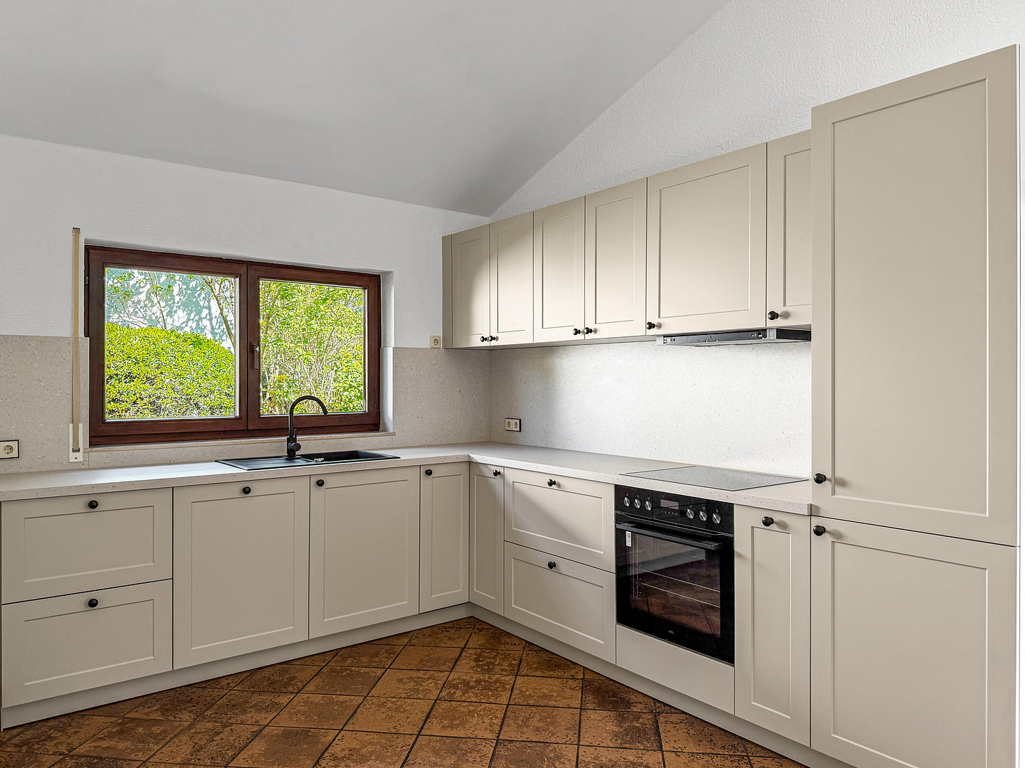 Bestlage Heilbronn-Ost: Architektenhaus mit Garten, Kamin & optionaler Einliegerwohnung – Fichtestraße 40/1, 74074 Heilbronn – Vorschaubild 14