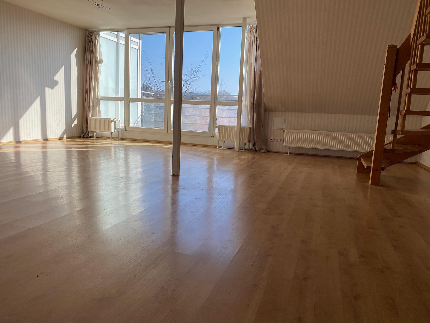 Helle, sehr ruhige Dachgeschosswohnung mit Dachterrasse im Malerviertel, östl. Ringgebiet – Braunschweig – Vorschaubild 3