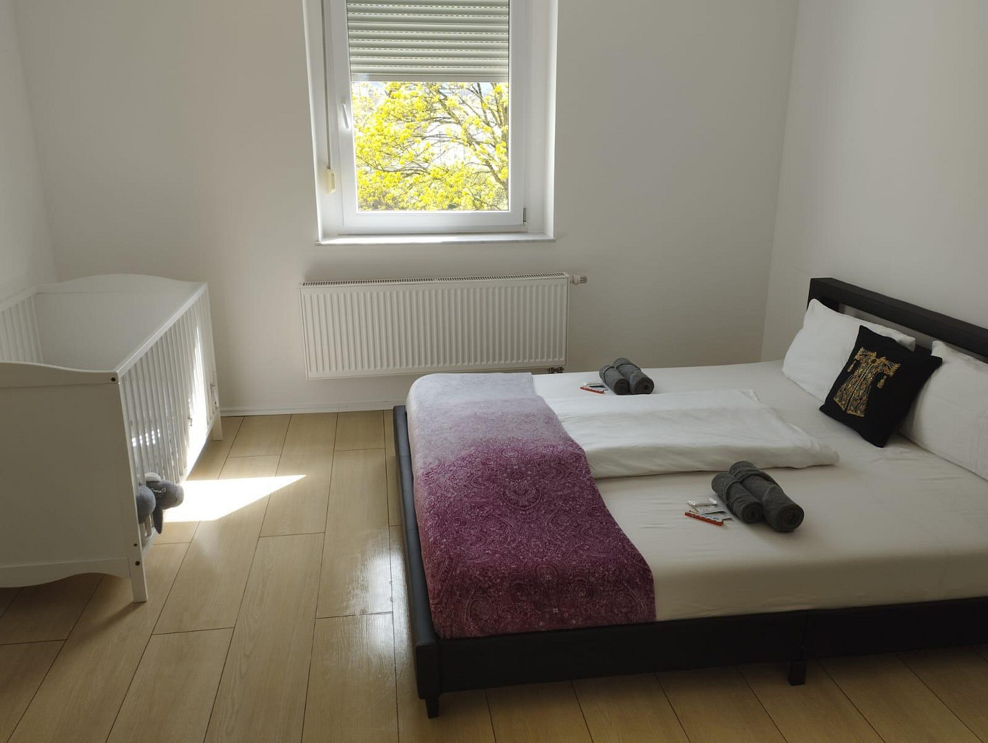 Provisionsfrei: Saniertes Mehrfamilienhaus mit Ladenlokal mit 32.500 € Jahresmiete – Solingen – Vorschaubild 8