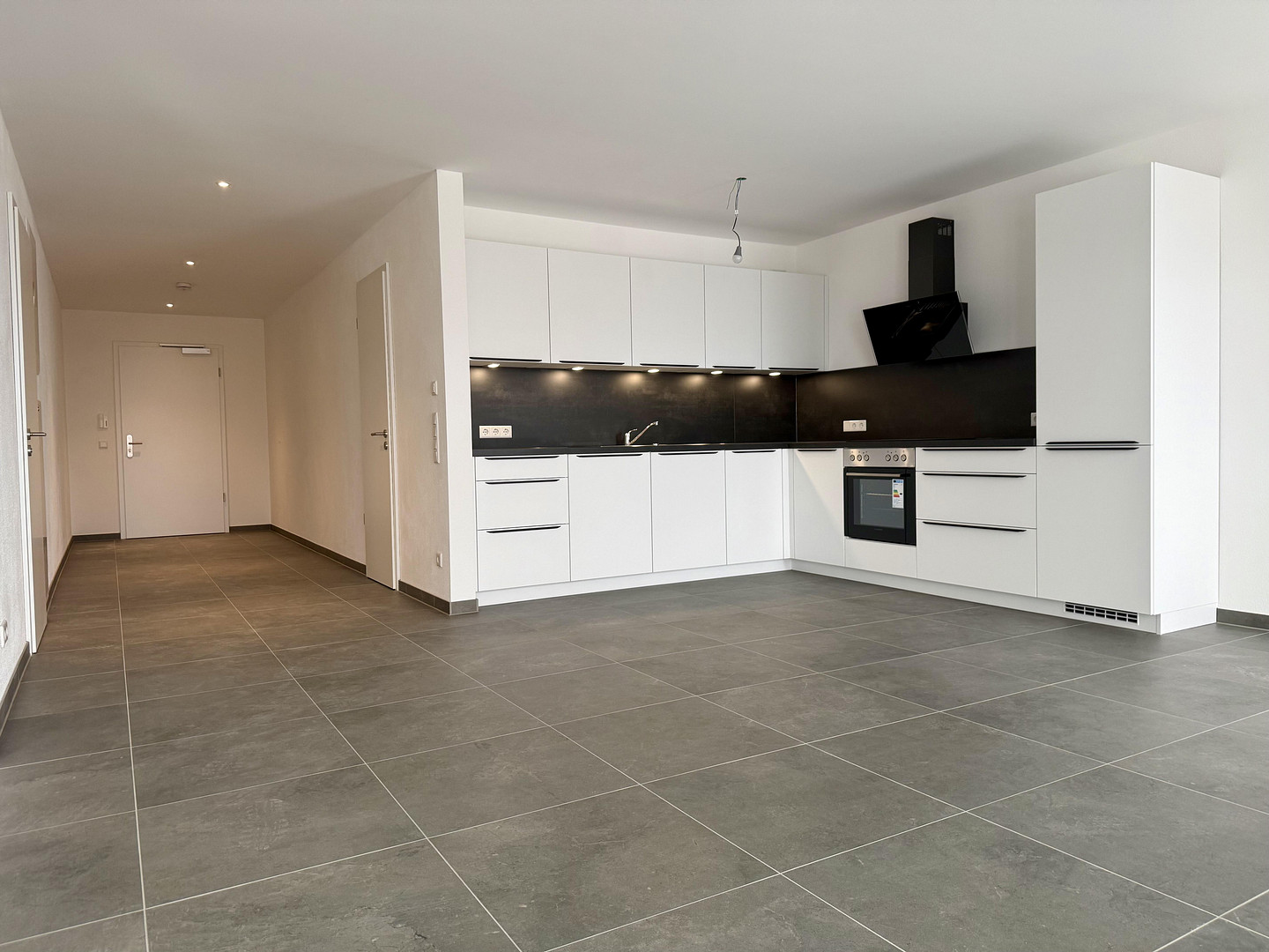 Ideal für Paare 50+ - 2-Zi Wohnung m. Garten - KFW 40 NH – Am Steinkart 5b, 94086 Bad Griesbach im Rottal(Bad Griesbach i. Rottal) – Vorschaubild 2