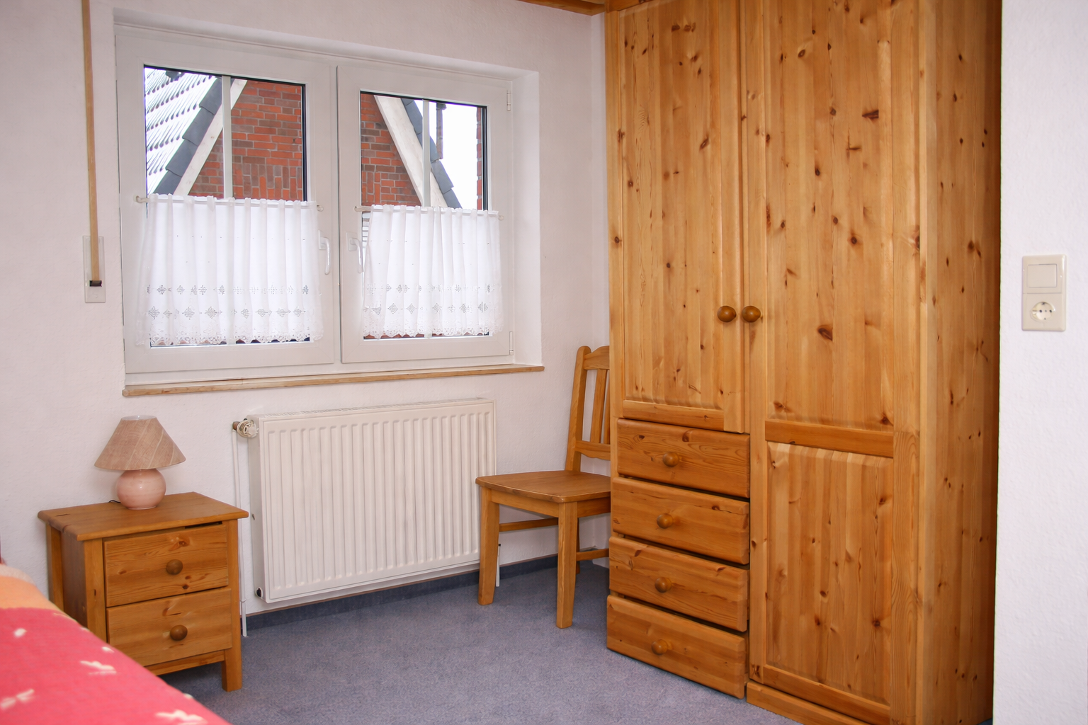 Charmantes Ferienhaus in Dangast -4 Zimmer, Terrasse, Stellplatz, strandnah – Hollwert 33b, 26316 Varel-Dangast(Dangast) – Vorschaubild 16