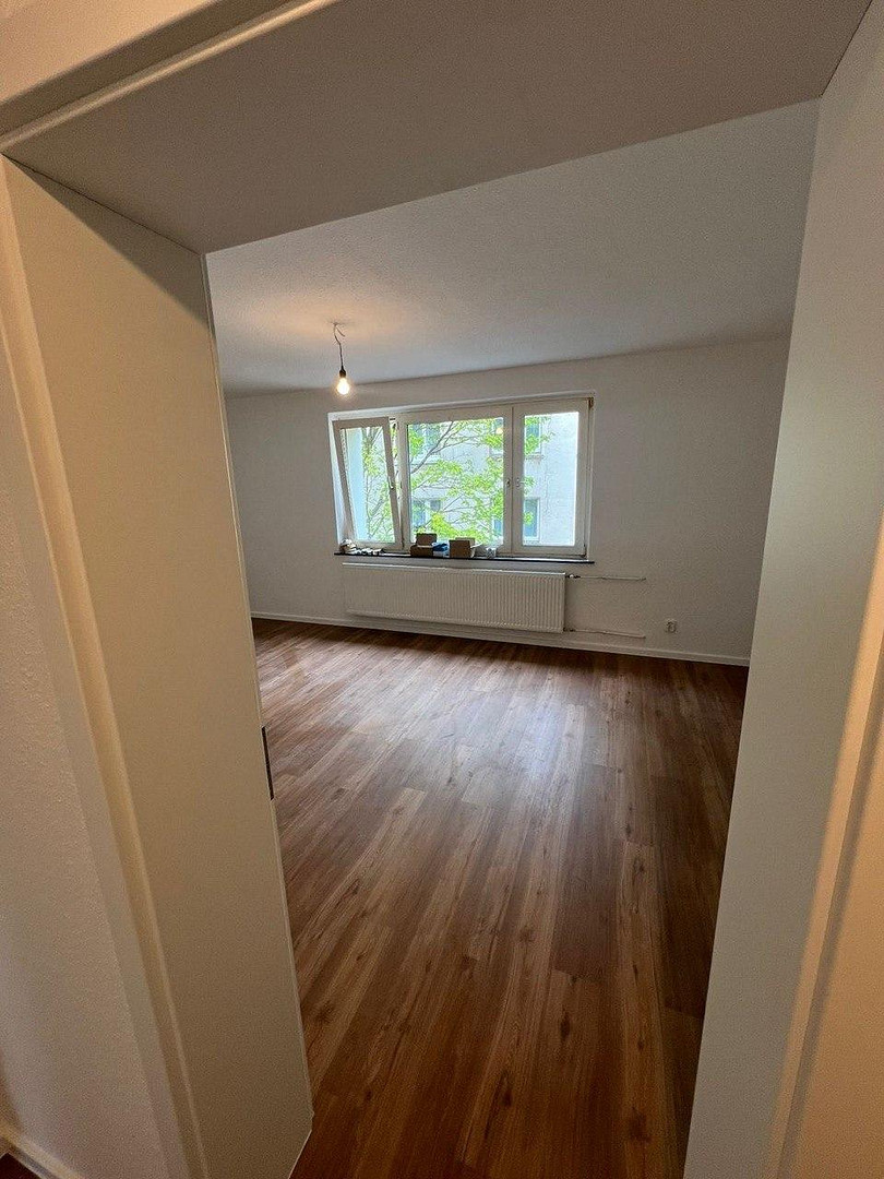 Frisch sanierte 2-Zimmer-Wohnung in Uni-Nähe – Wuppertal-Elberfeld – Jülicherstr. 1, 42117 Wuppertal(Elberfeld) – Vorschaubild 3