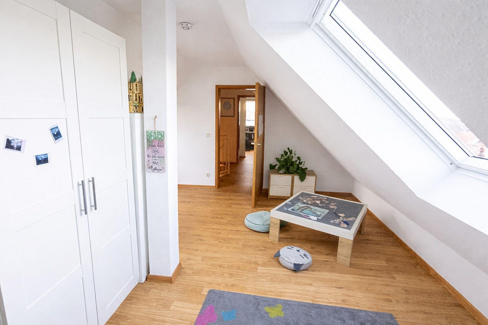 Dresden-Cossebaude - provisionsfrei: Attraktive 4,5-Raum Maisonette-Wohnung mit Balkon – Kolpingstraße 14, 1156 Dresden(Cossebaude) – Vorschaubild 17